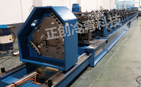 車廂板自動成型機(jī)特點(diǎn)以及不同種類的車廂板應(yīng)用方向有哪些不同